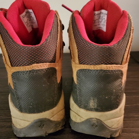 Columbia Womens suede hiking boots Size 6 - Picture 8 of 10